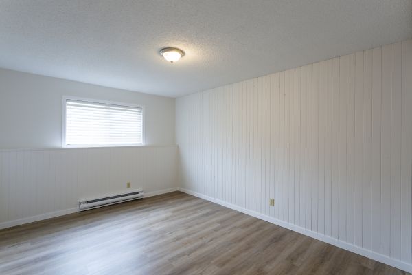 Hydronic Wall Heating Service